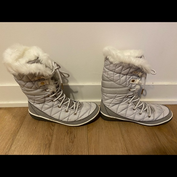 Women’s Colombia winter boots - Picture 3 of 3